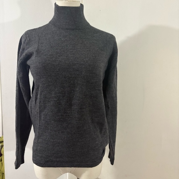 Spiegel Sweaters - Vtg Spiegel 100% Merino Wool Turtleneck Sweater Gray Women’s Sz S Classic 90s